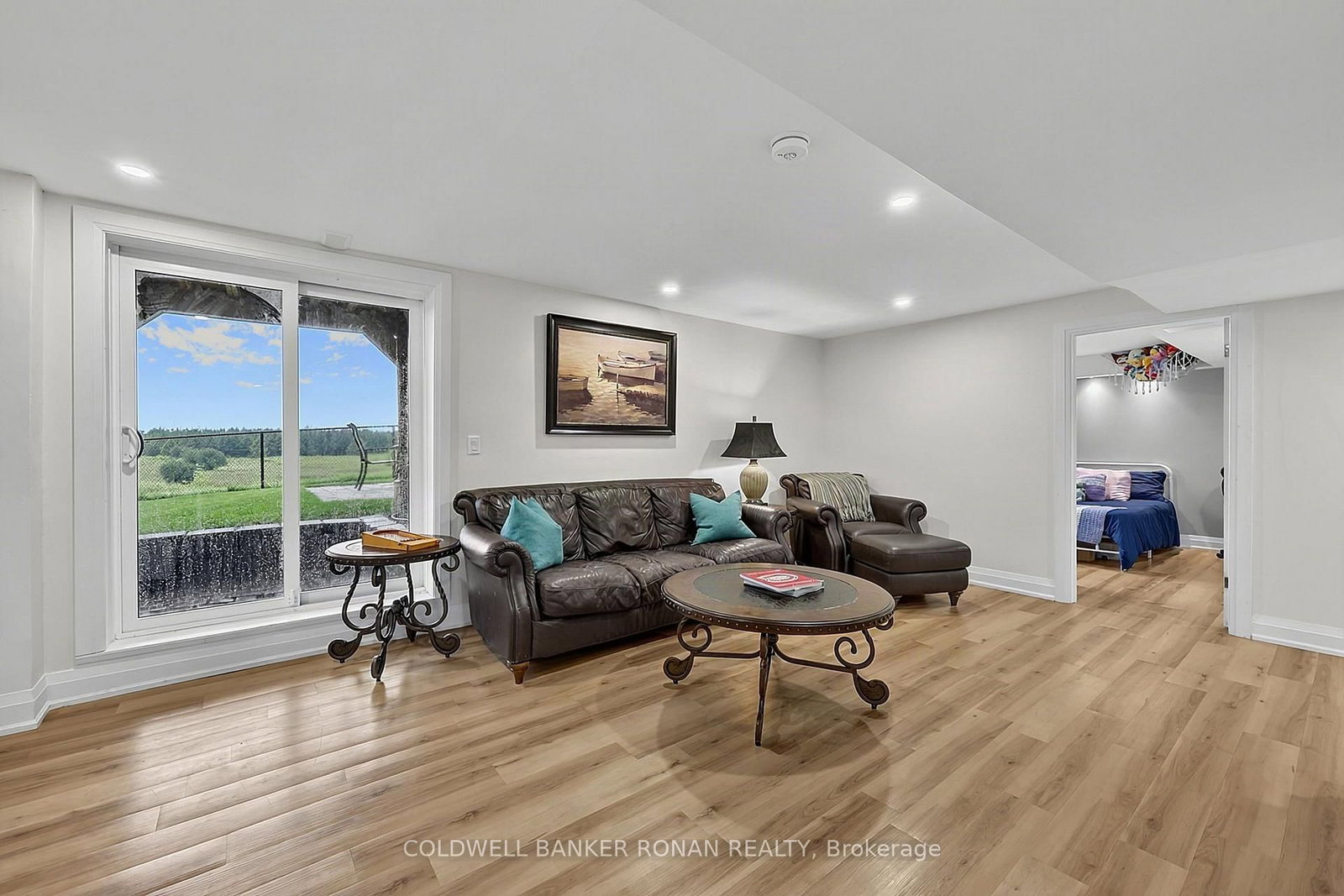 190 Strachan Trail • New Tecumseth, ON photo 36