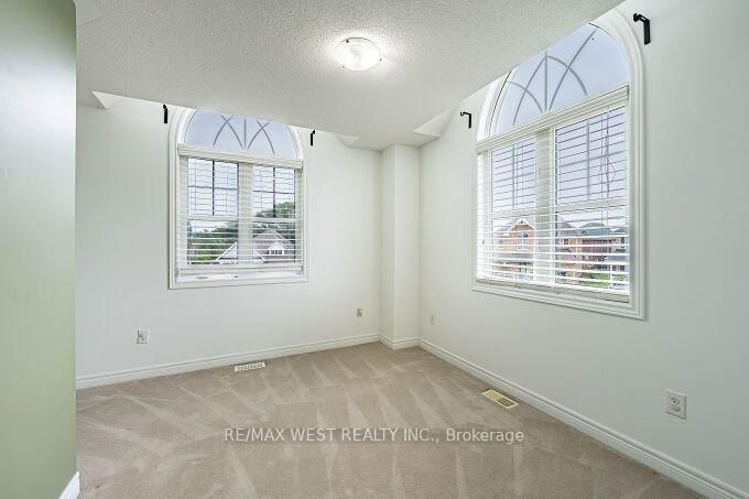 100 Swenson Street • New Tecumseth, ON photo 20