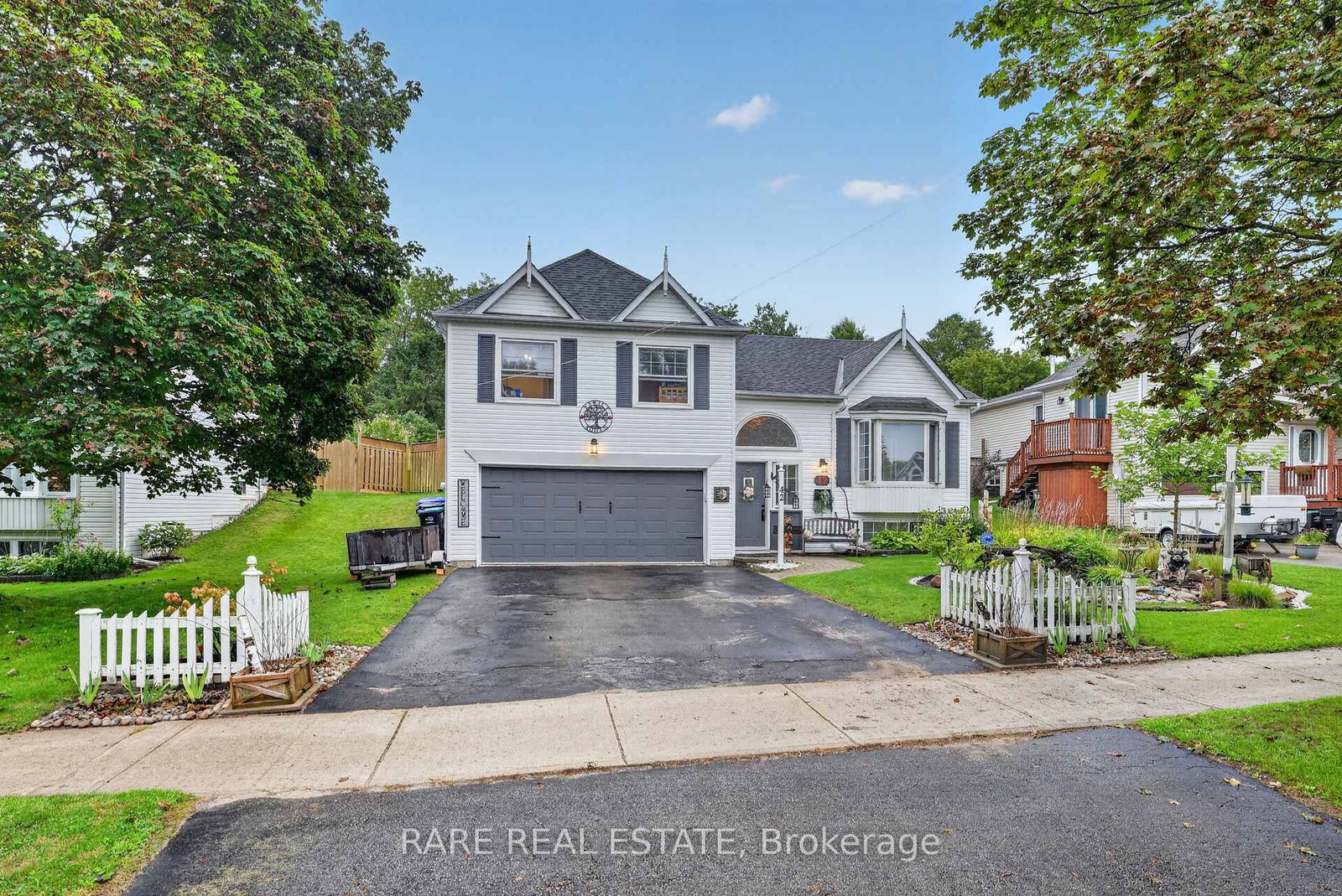 42 Michael Street • Essa, ON photo 3