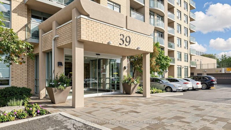 212 - 39 Oneida Crescent