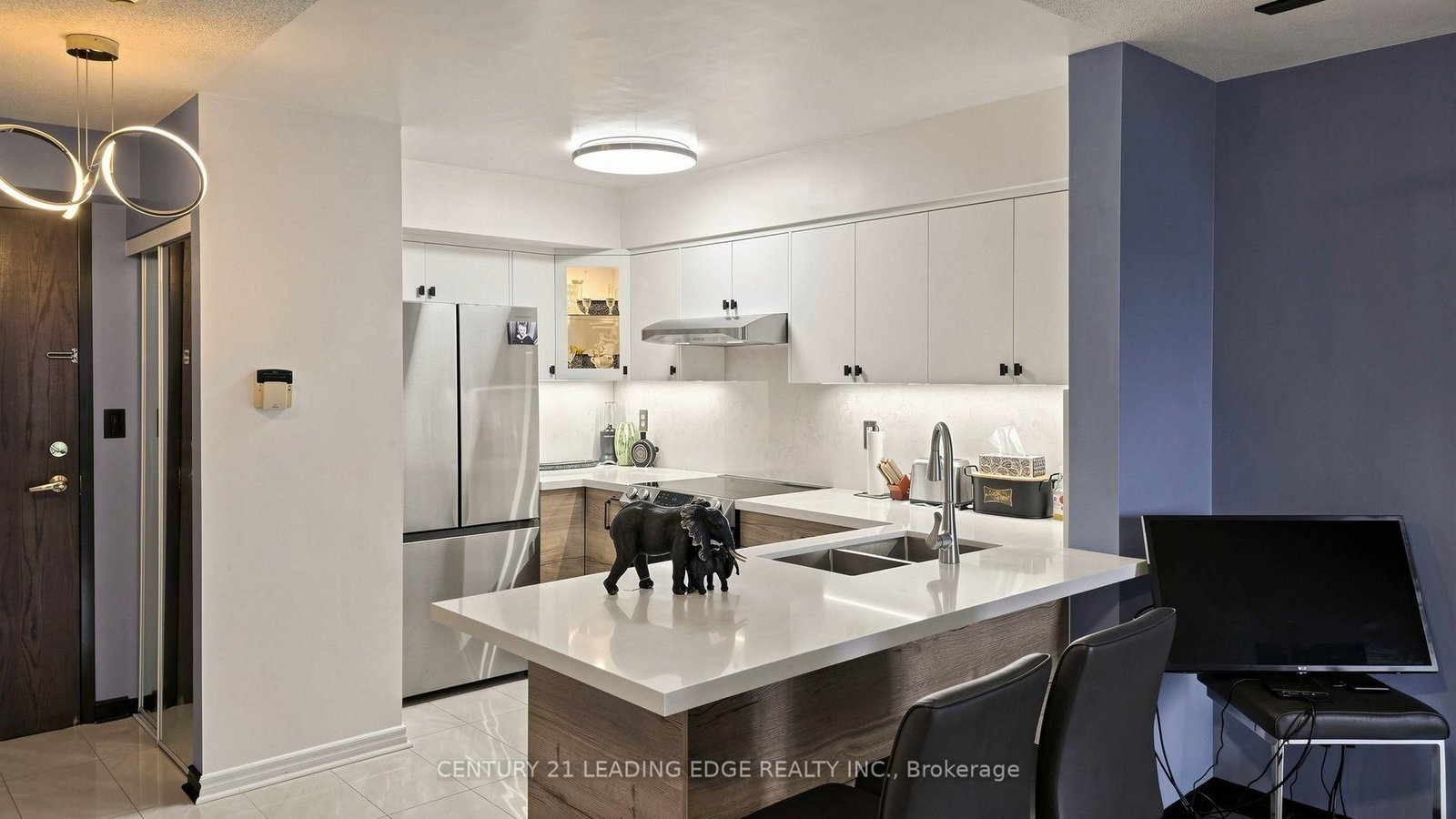 39 Oneida Crescent • #212 • Richmond Hill, ON photo 20
