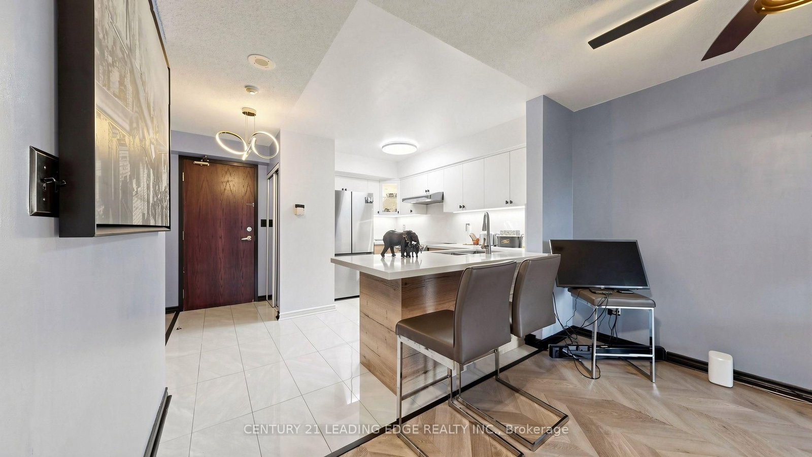 39 Oneida Crescent • #212 • Richmond Hill, ON photo 21