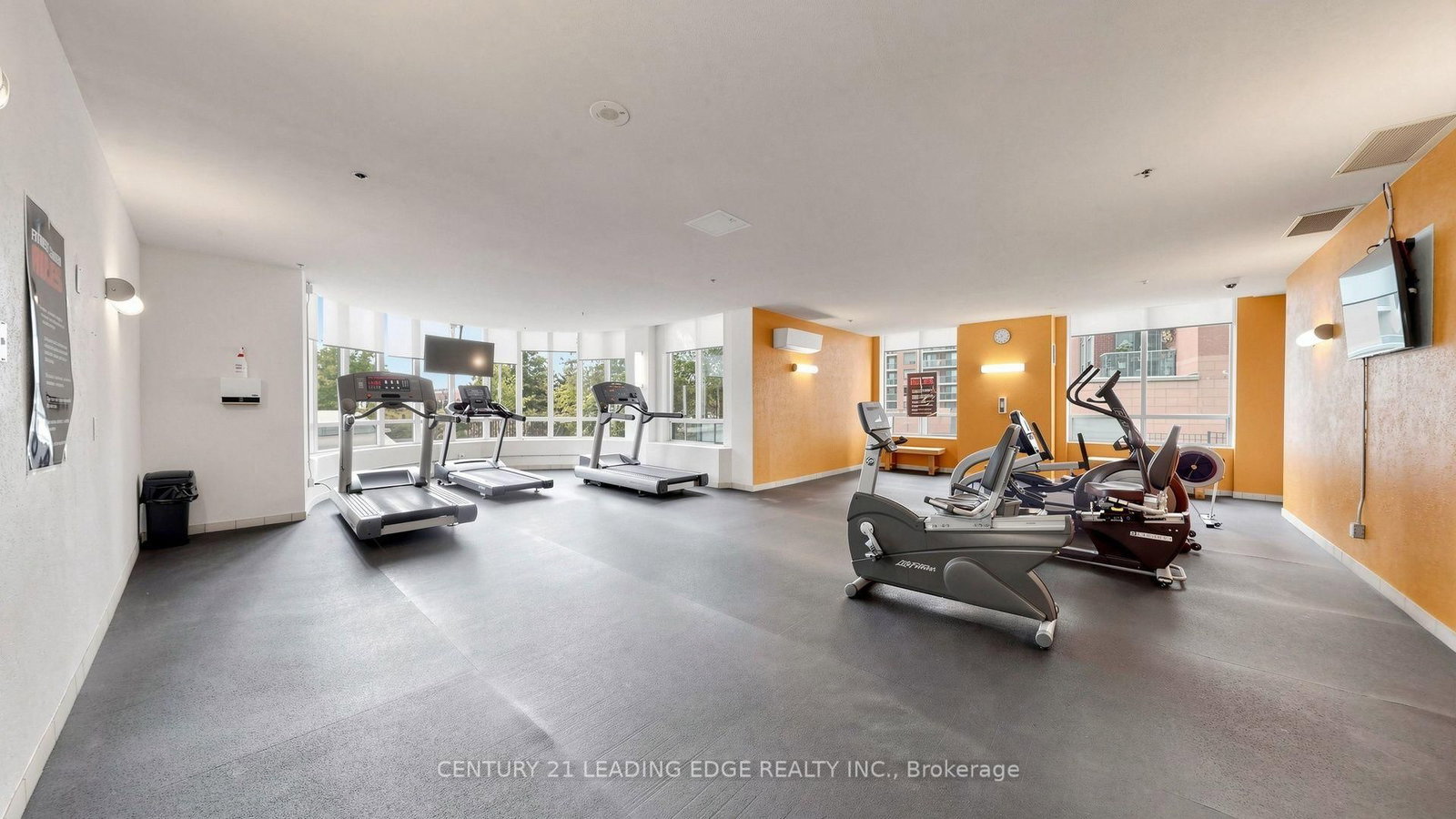39 Oneida Crescent • #212 • Richmond Hill, ON photo 48