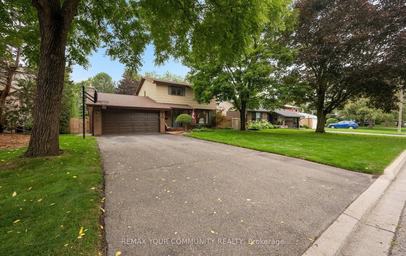 10 Glenview Drive