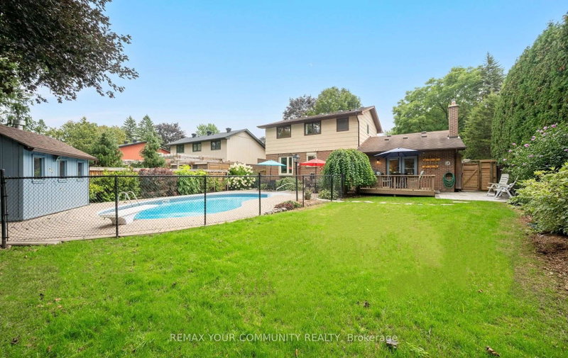 10 Glenview Drive