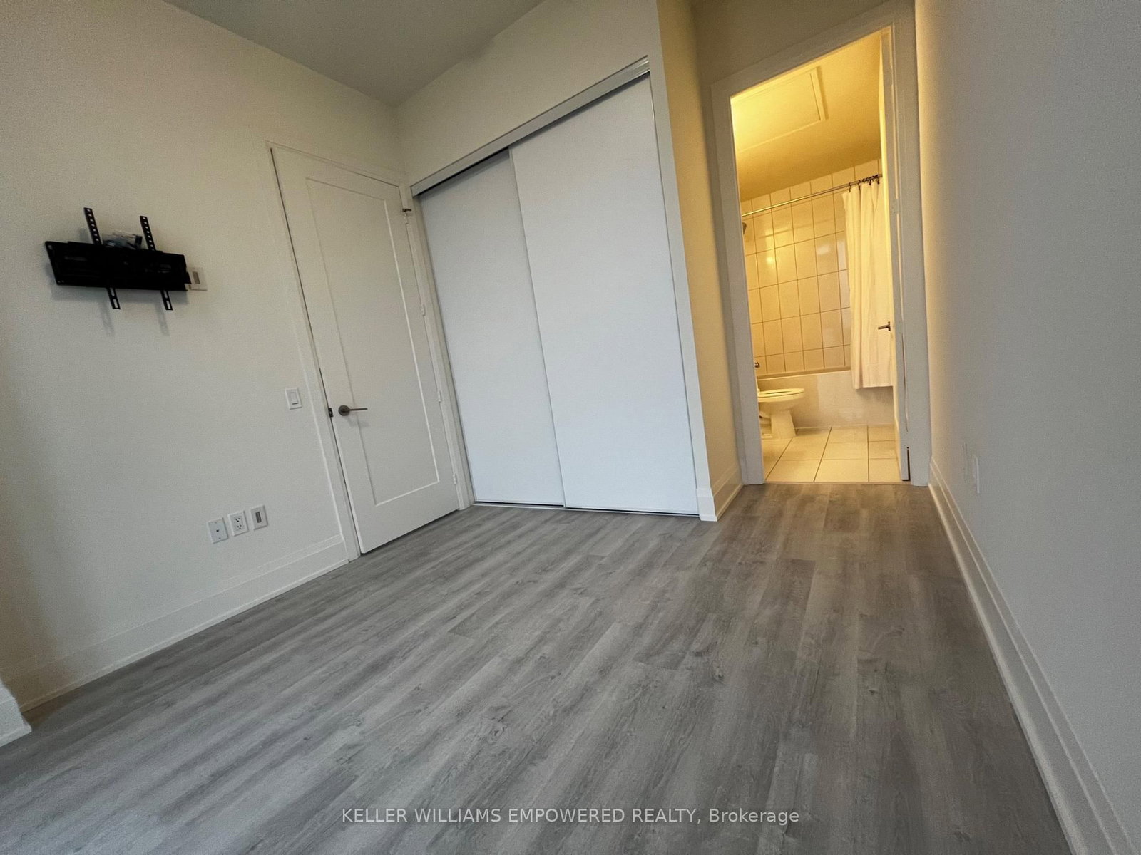 701-9000 Jane St, Vaughan, view 6