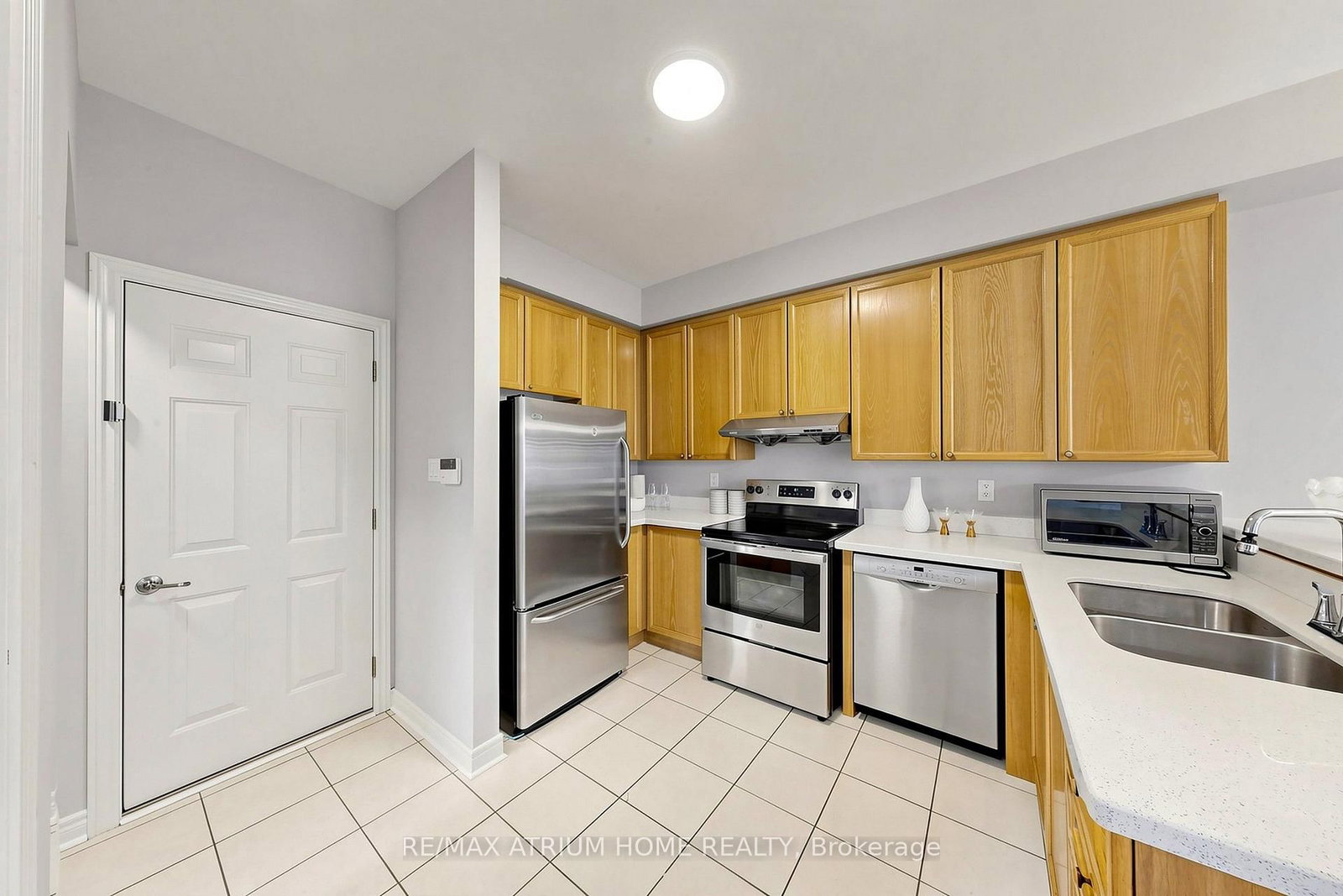 44 Krisbury Avenue • Vaughan, ON photo 17