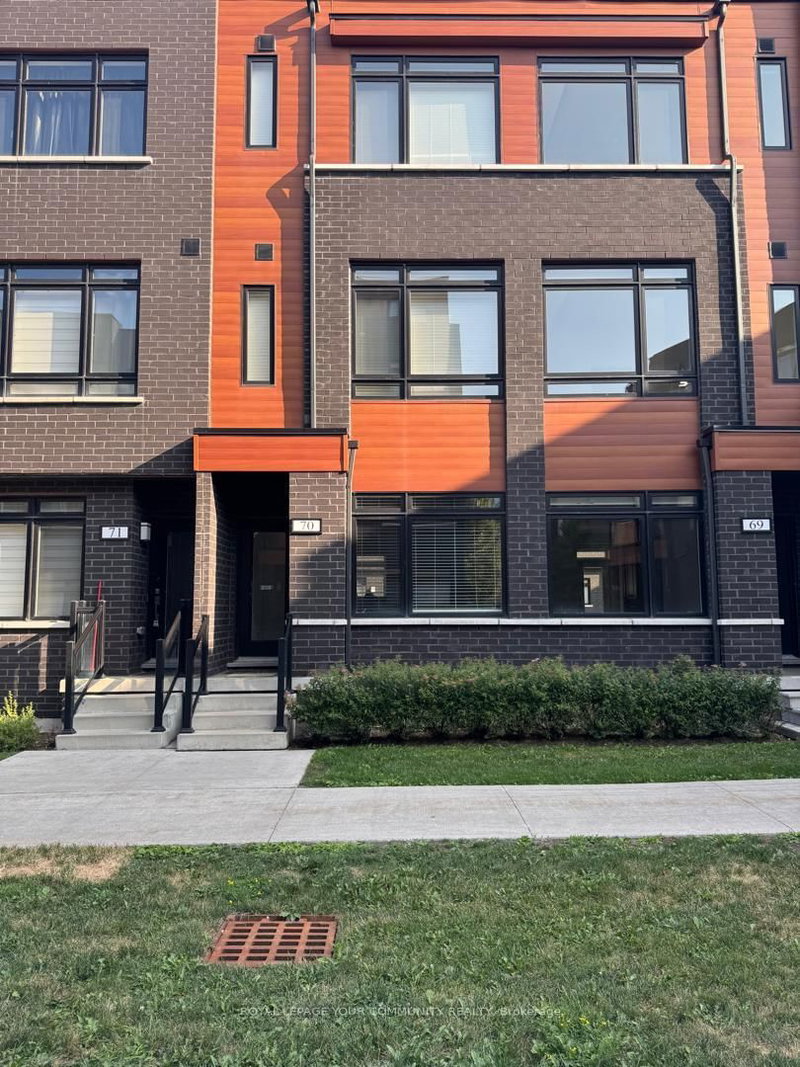 70 - 370C Red Maple Road