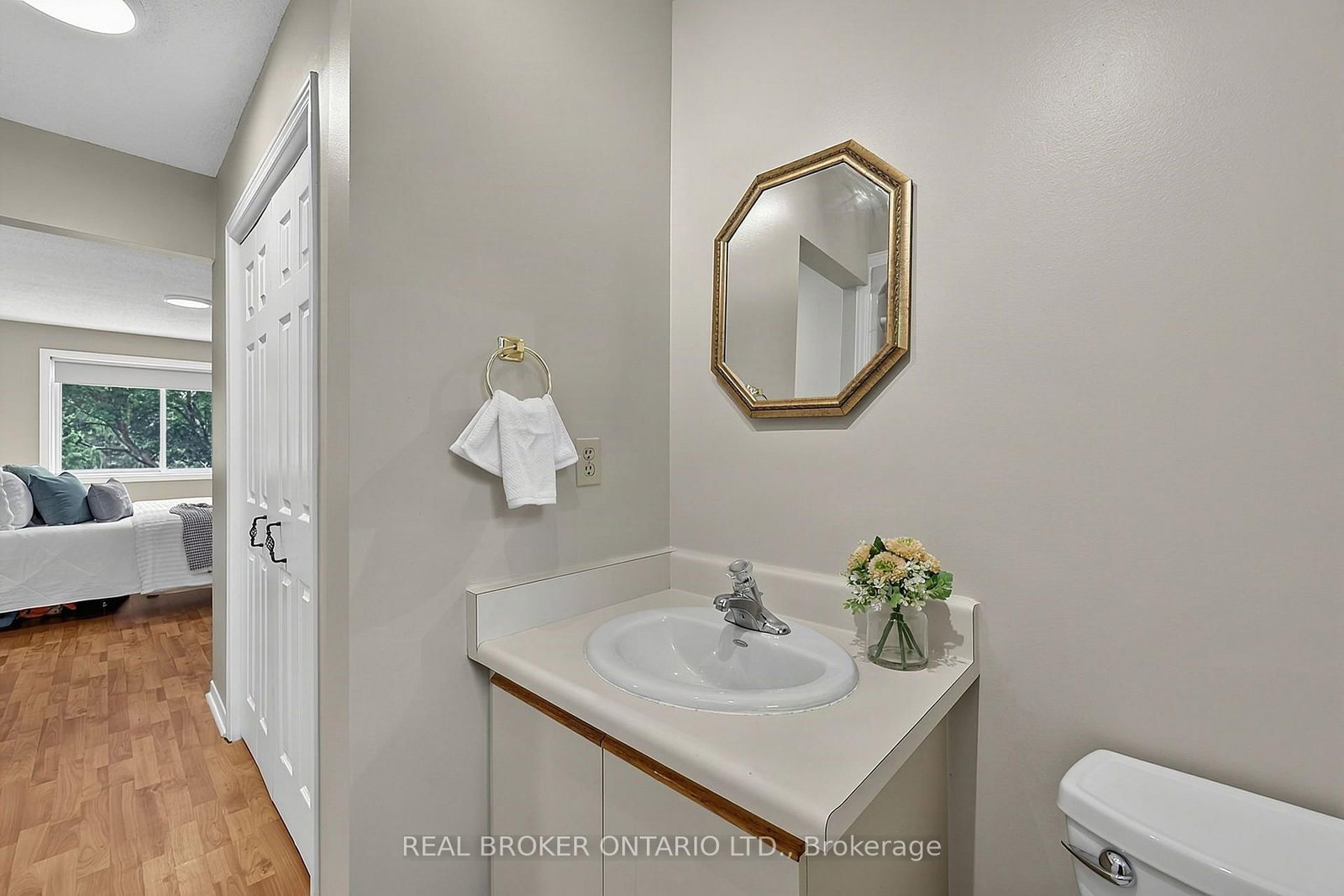 2 Amberglen Court • East Gwillimbury, ON photo 23