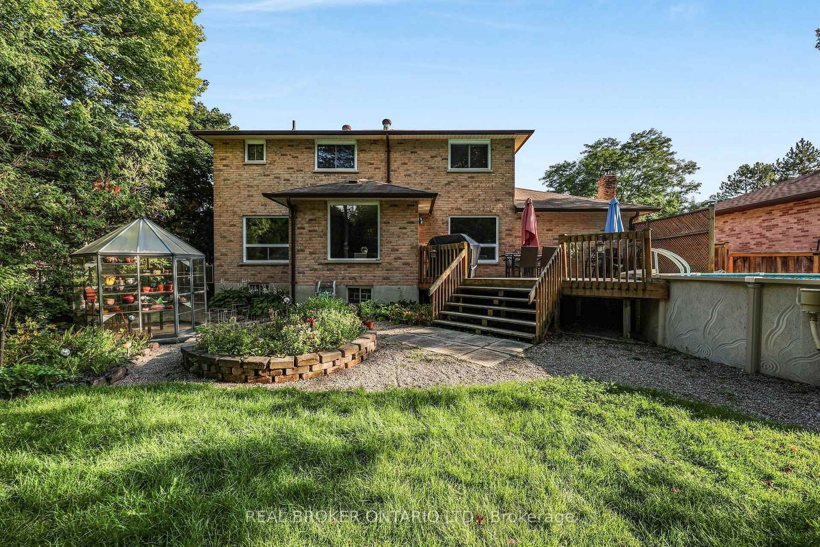 2 Amberglen Court • East Gwillimbury, ON photo 38