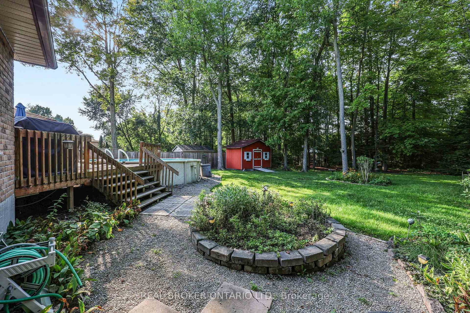 2 Amberglen Court • East Gwillimbury, ON photo 41