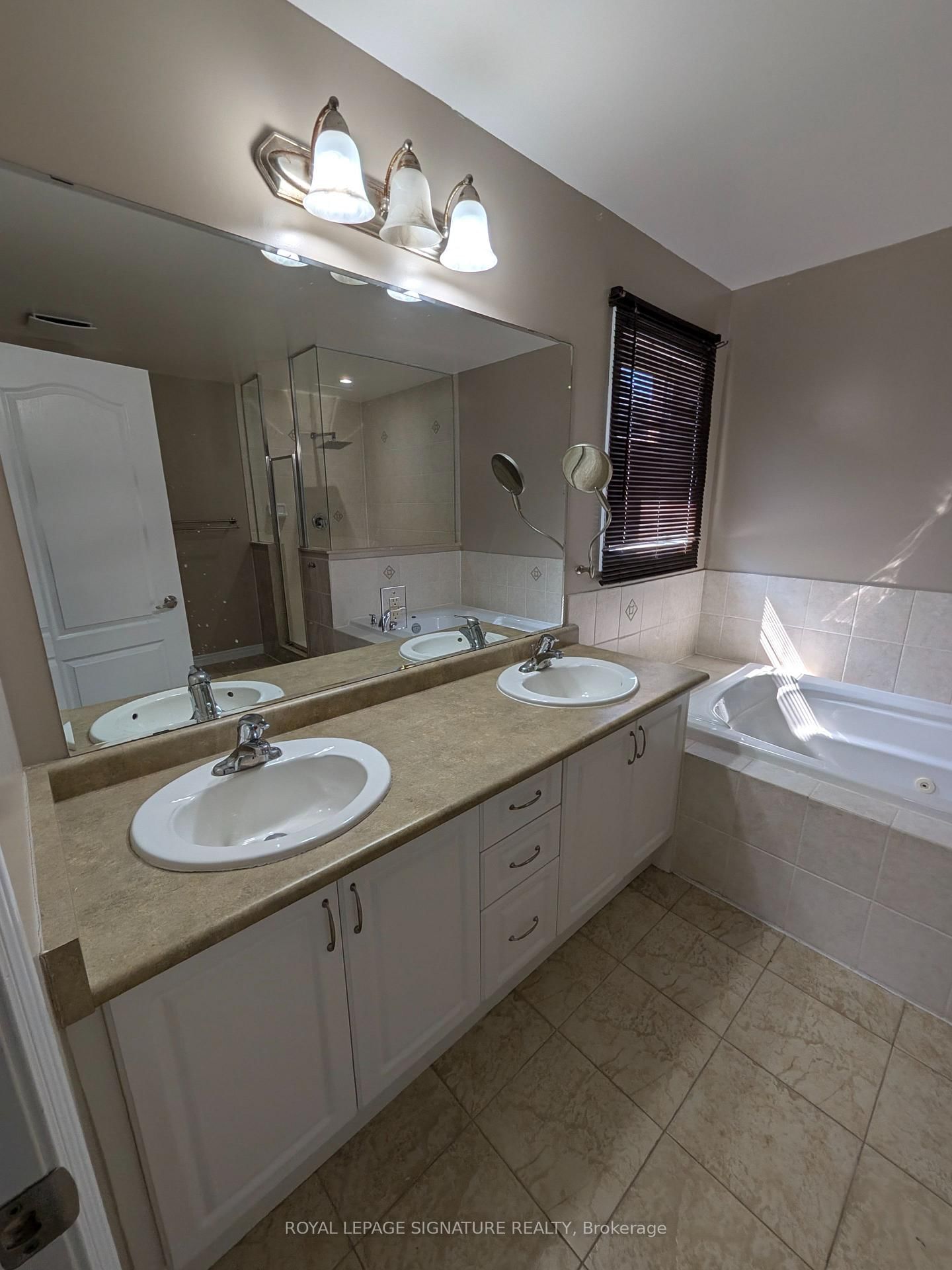 St, Vaughan, view 44