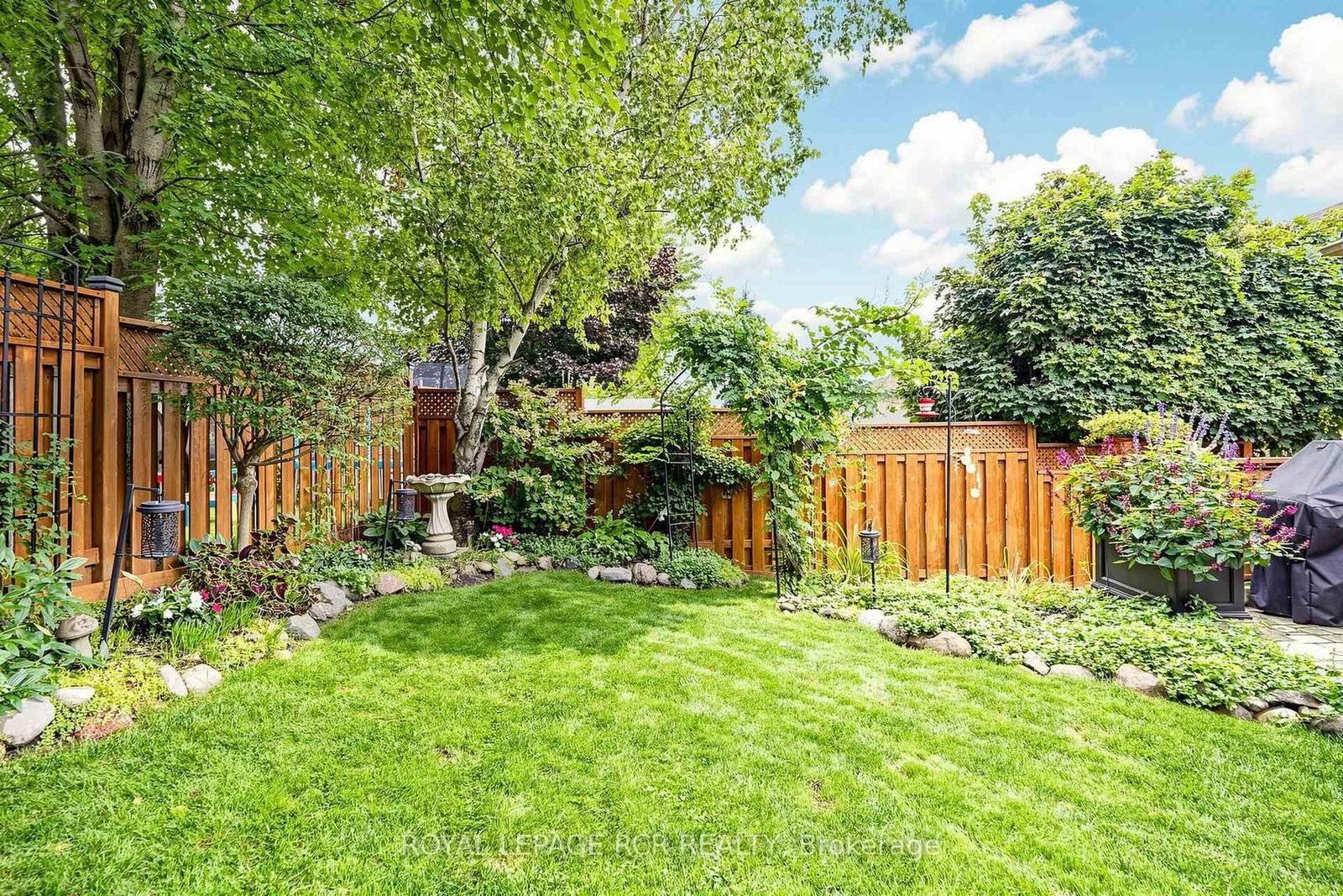 28 Roughley Street • Bradford West Gwillimbury, ON photo 43