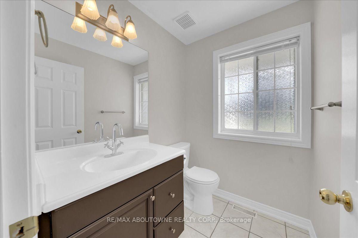20 Pineview Trail • Essa, ON photo 16