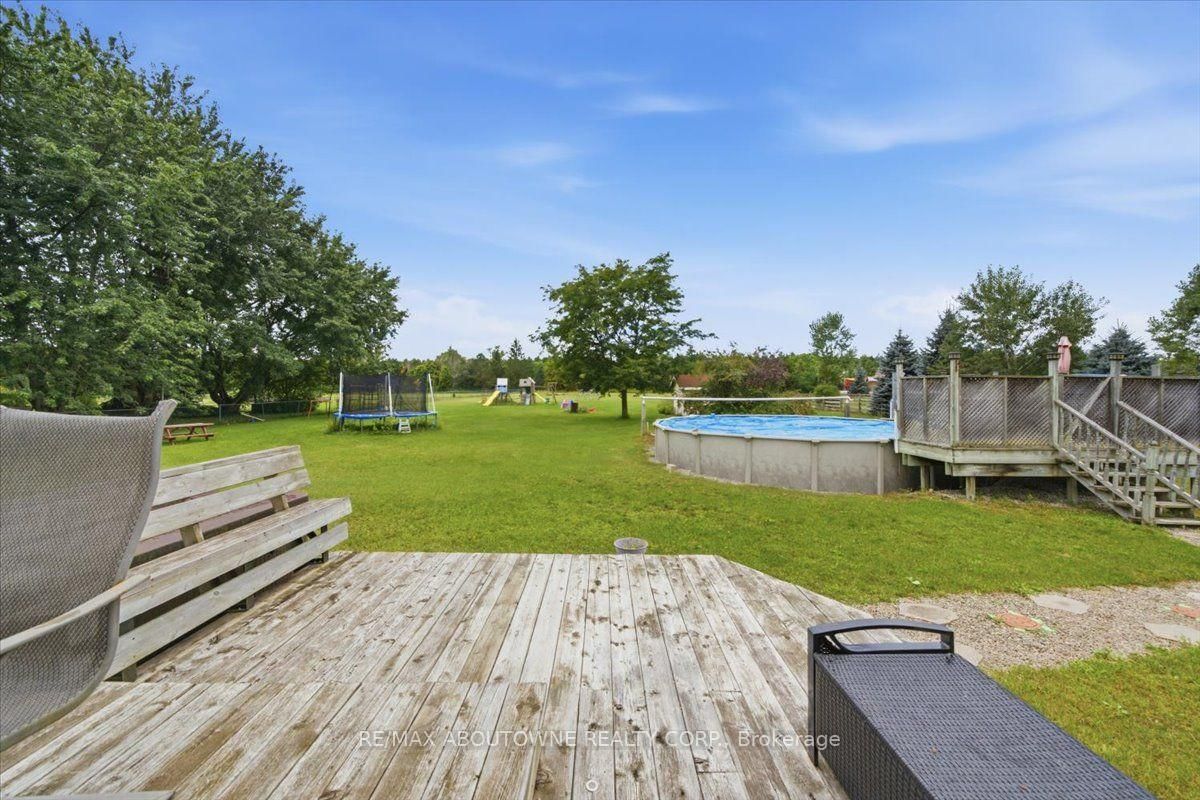 20 Pineview Trail • Essa, ON photo 39