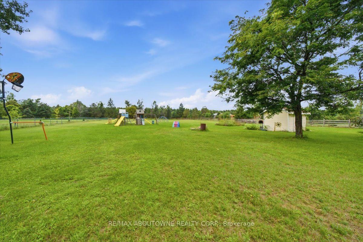 20 Pineview Trail • Essa, ON photo 45