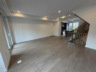 71 Jefferson Side Road • Richmond Hill, ON photo 4
