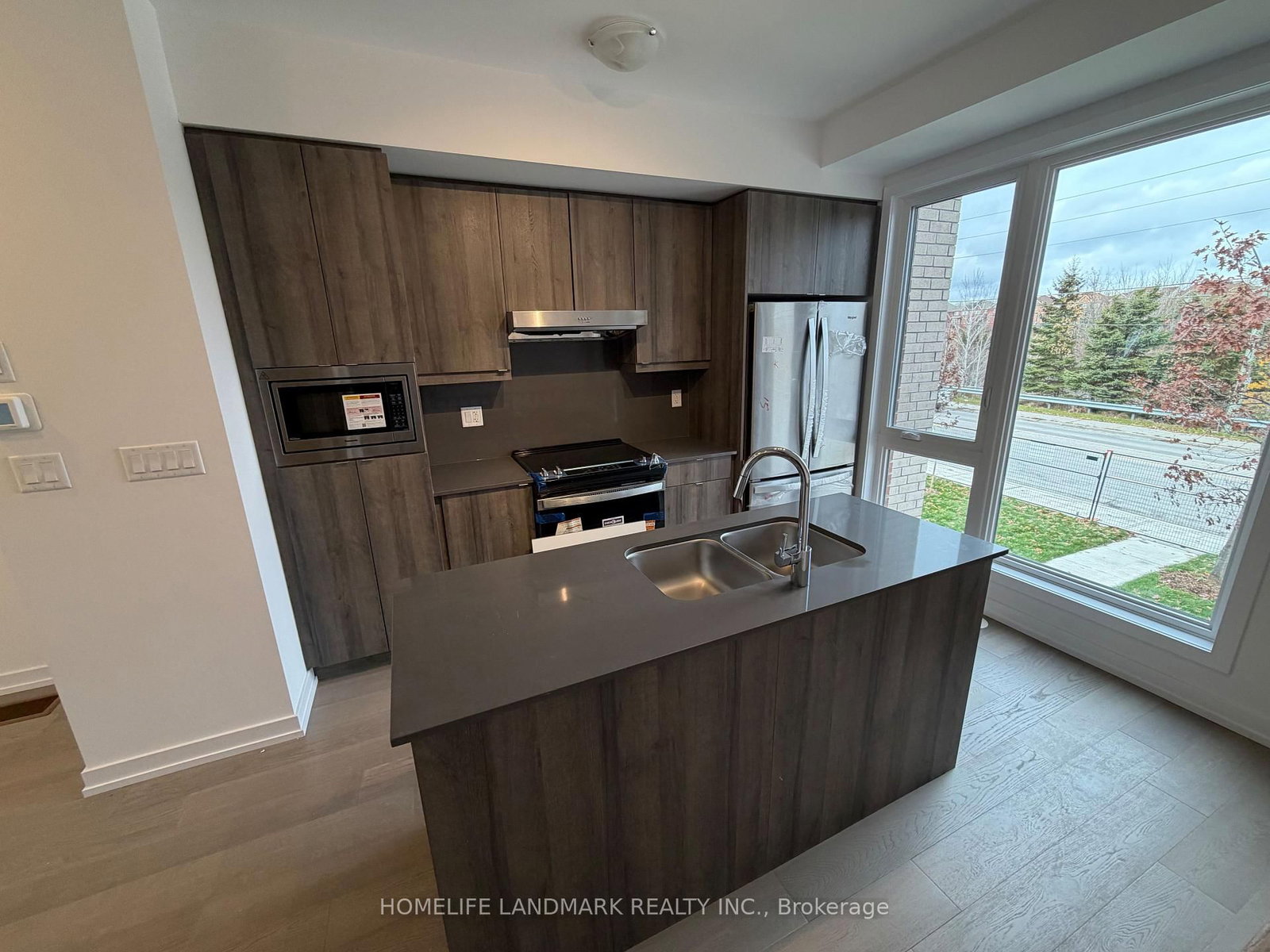 71 Jefferson Side Road • Richmond Hill, ON photo 5