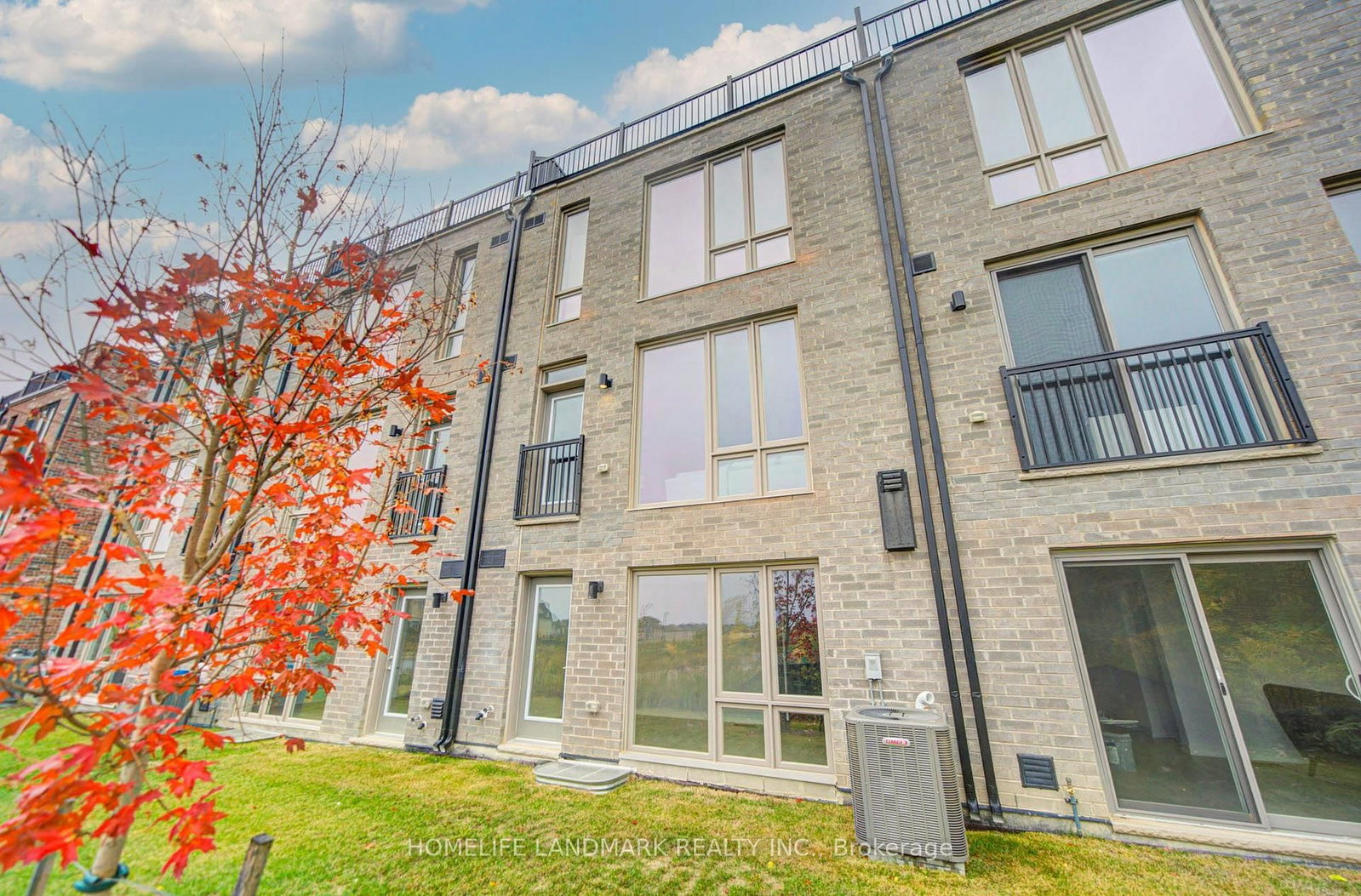 11 Bancroft Lane • Richmond Hill, ON photo 40