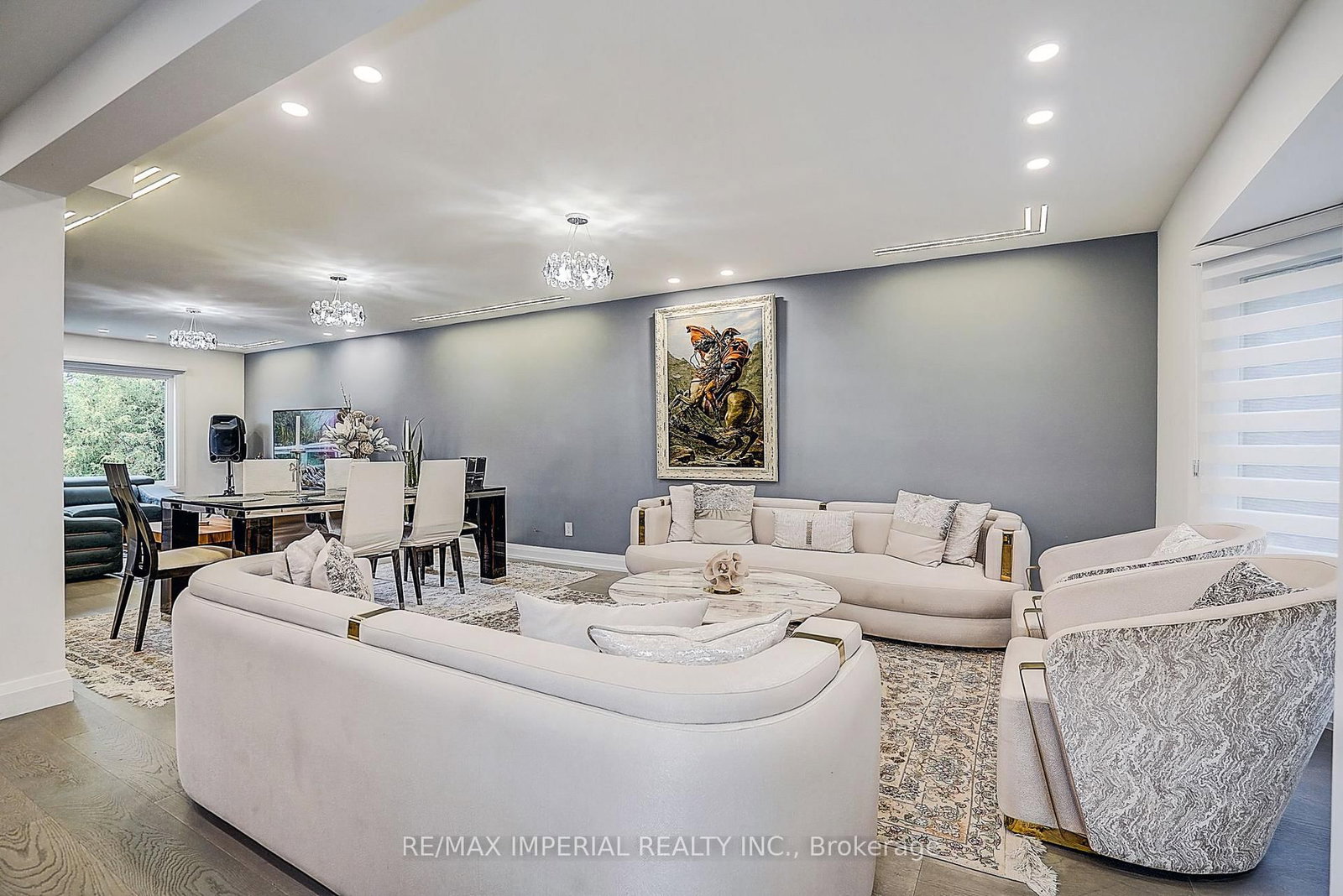 176 Timpson Drive • Aurora, ON photo 6