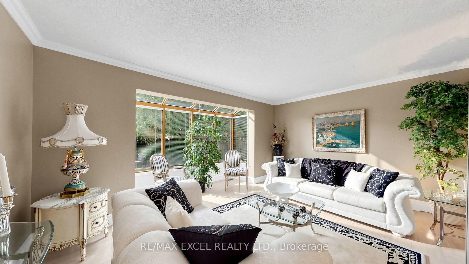 11 Alexis Road • Markham, ON photo 10