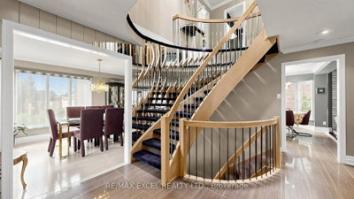 11 Alexis Road • Markham, ON photo 4