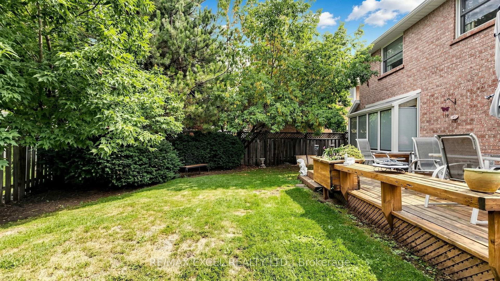 11 Alexis Road • Markham, ON photo 44