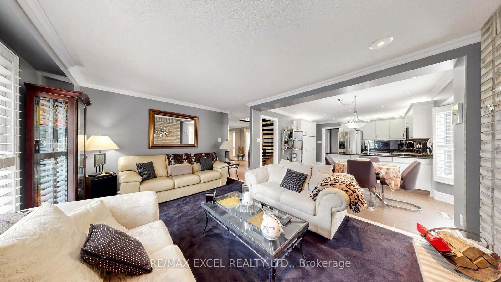 11 Alexis Road • Markham, ON photo 6