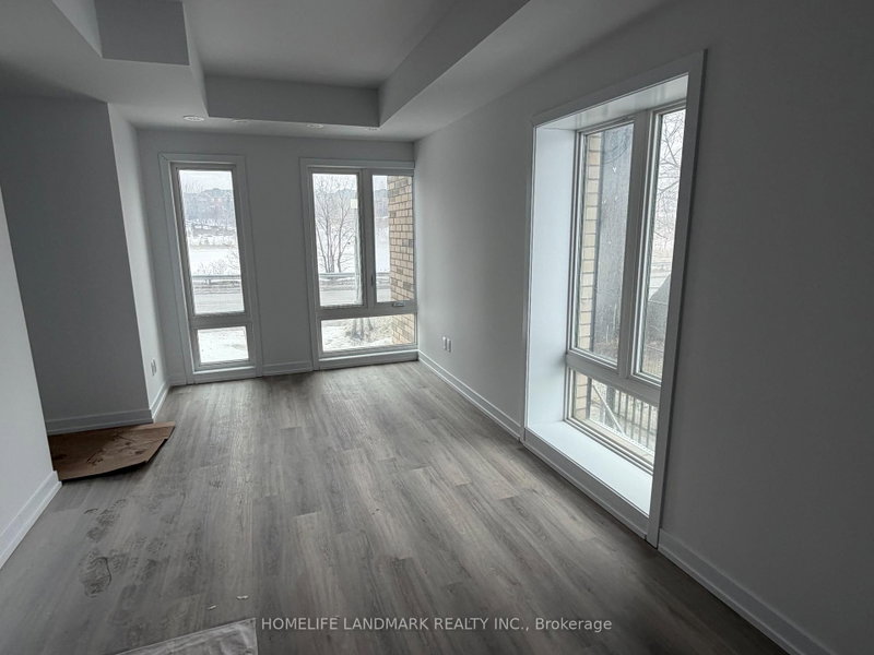 301 - 5 Bancroft Lane