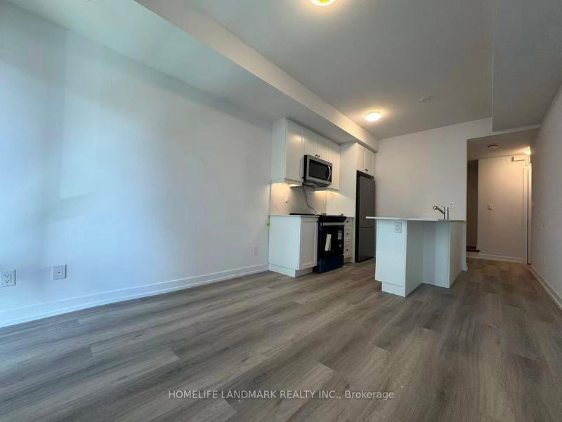 311 - 5 Bancroft Lane