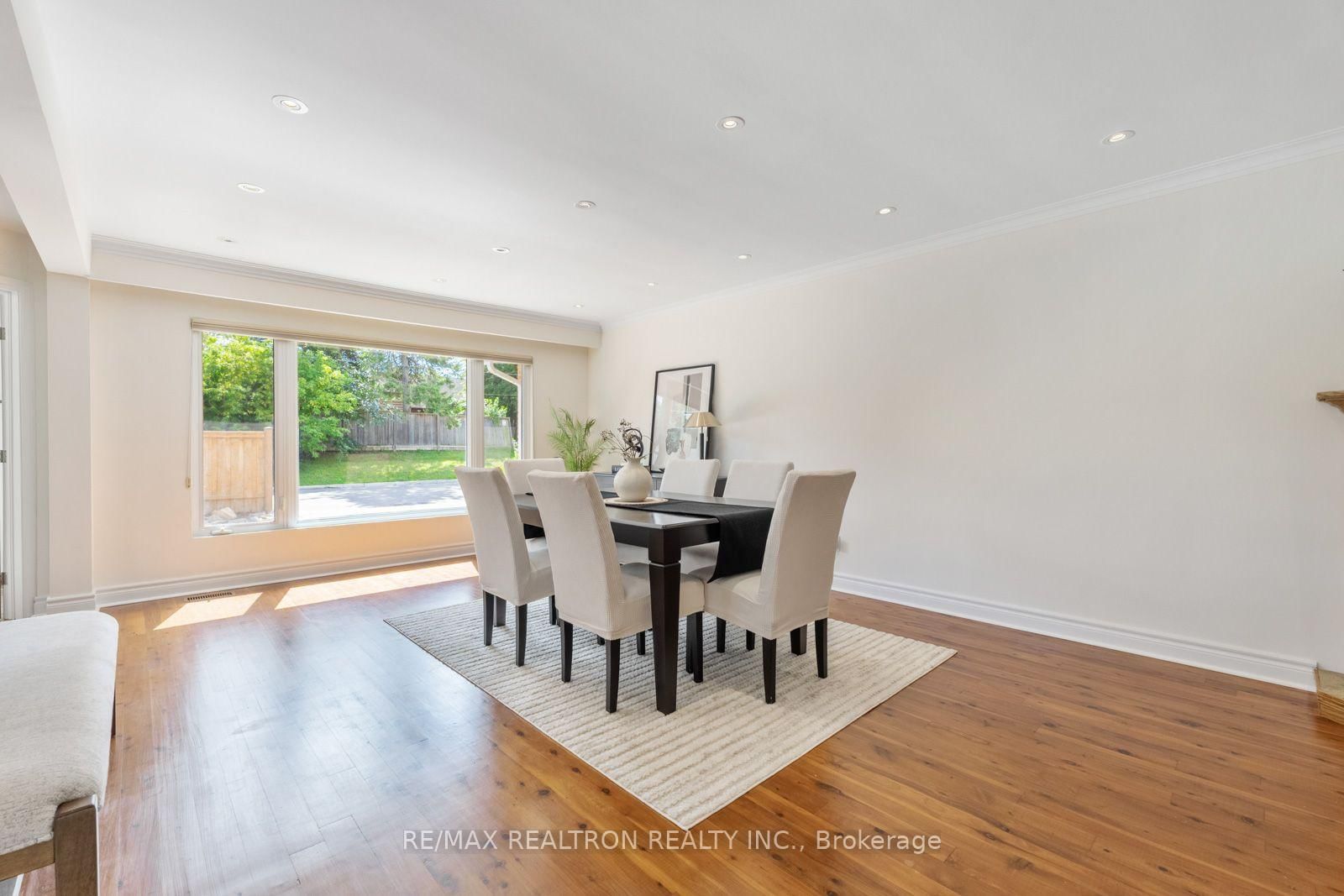 132 Morgan Avenue • Markham, ON photo 9