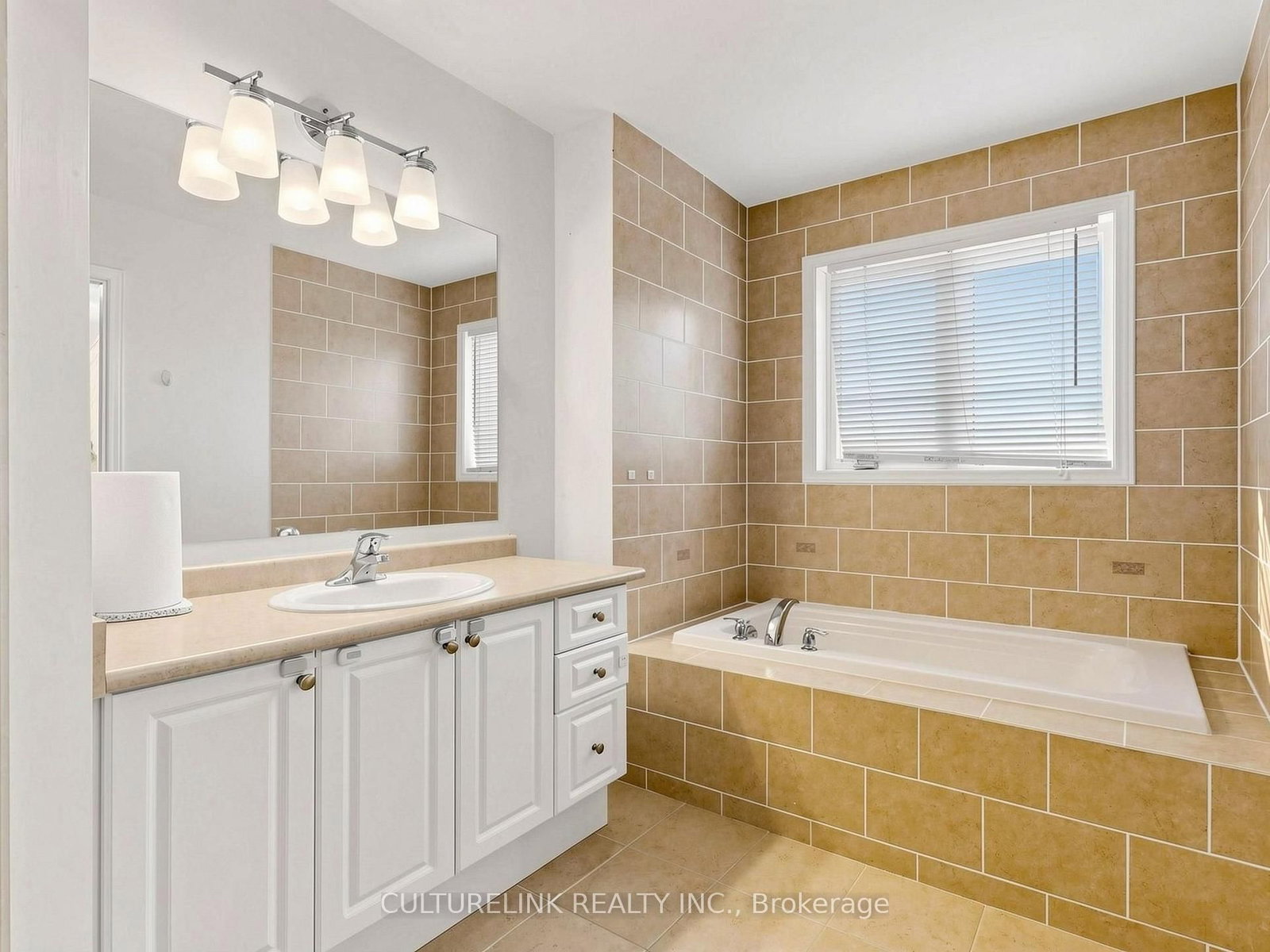 114 Duffin Drive • Whitchurch-Stouffville, ON photo 30