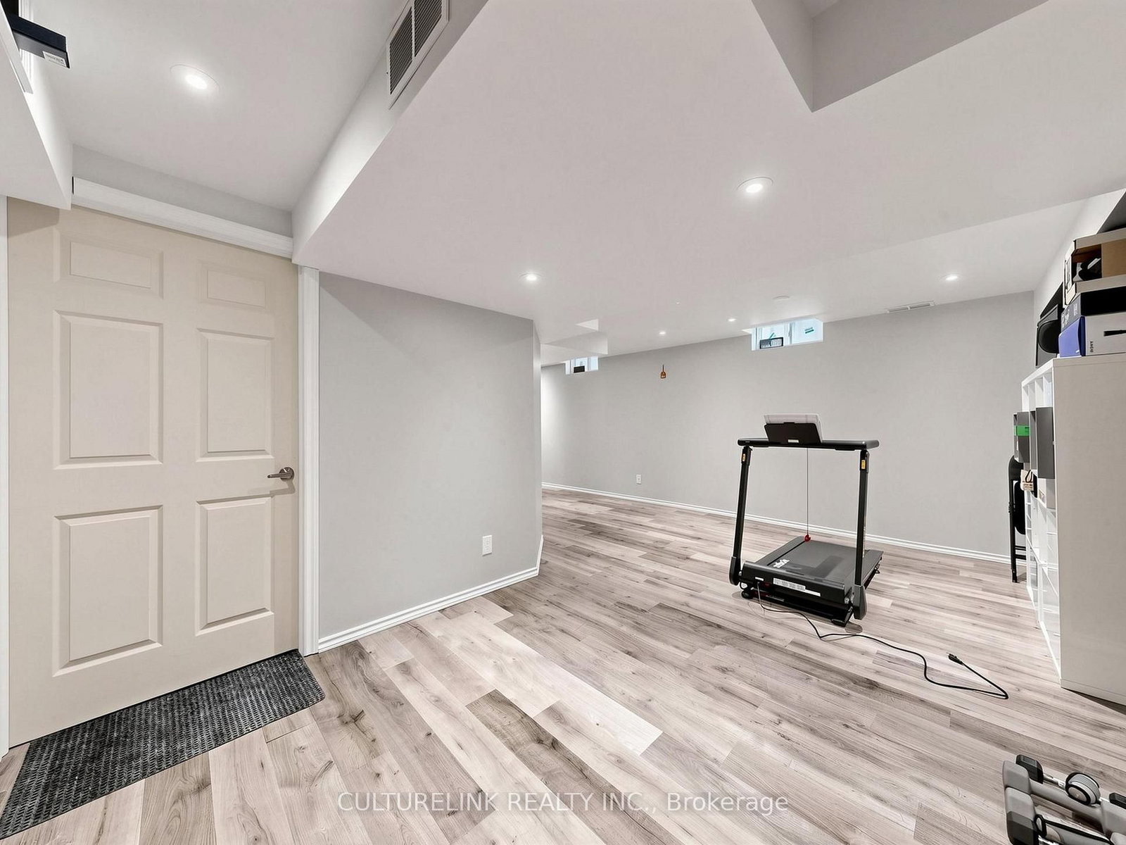 114 Duffin Drive • Whitchurch-Stouffville, ON photo 44