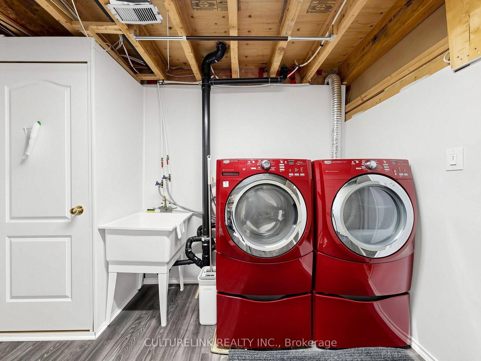 114 Duffin Drive • Whitchurch-Stouffville, ON photo 48