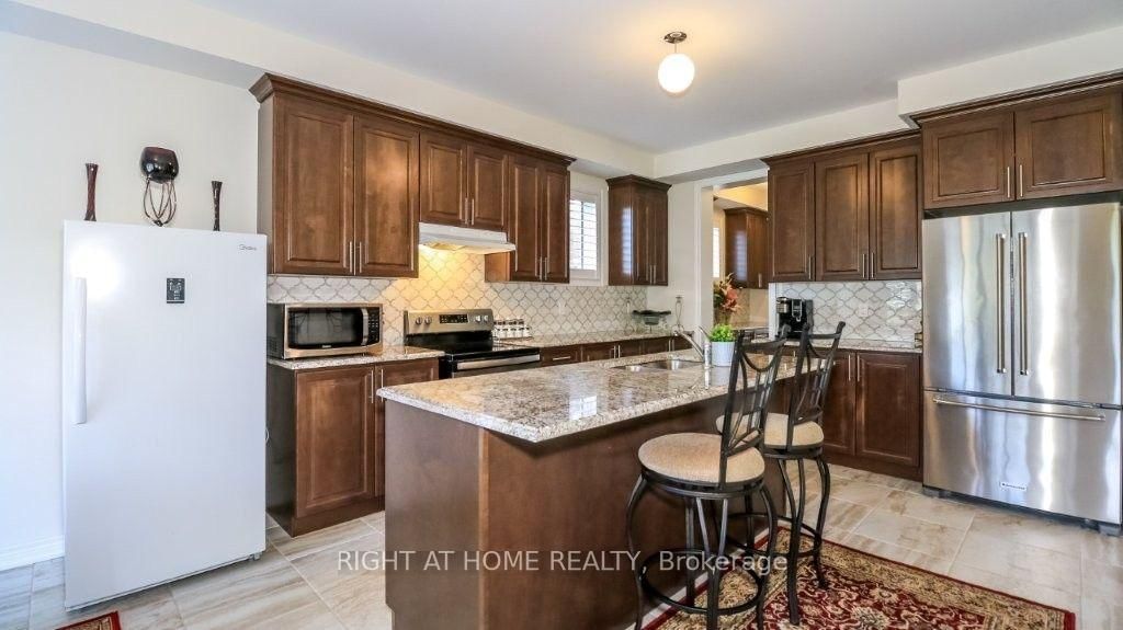 1474 Simpkin Court • Innisfil, ON photo 6