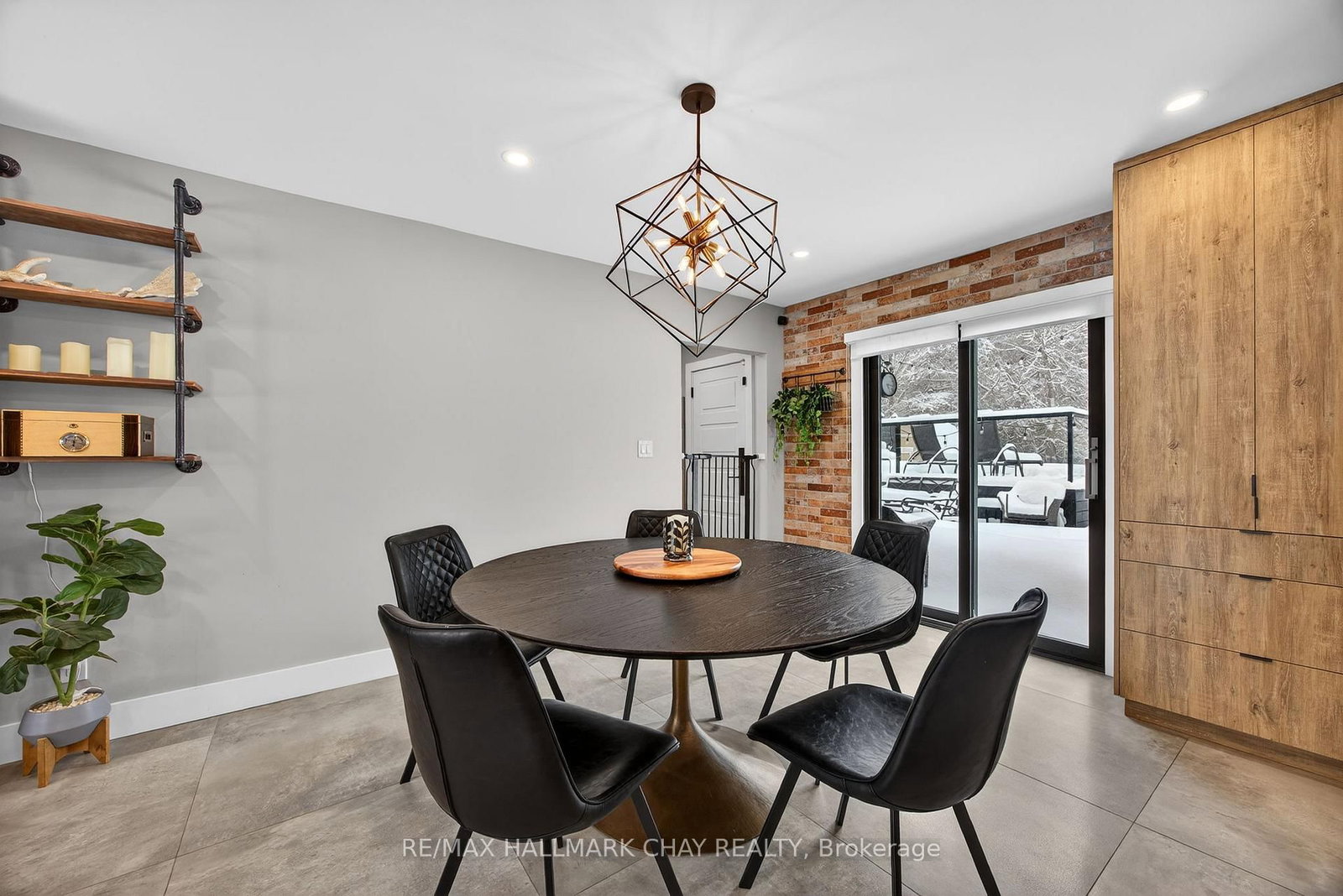 1386 Gilford Road • Innisfil, ON photo 8