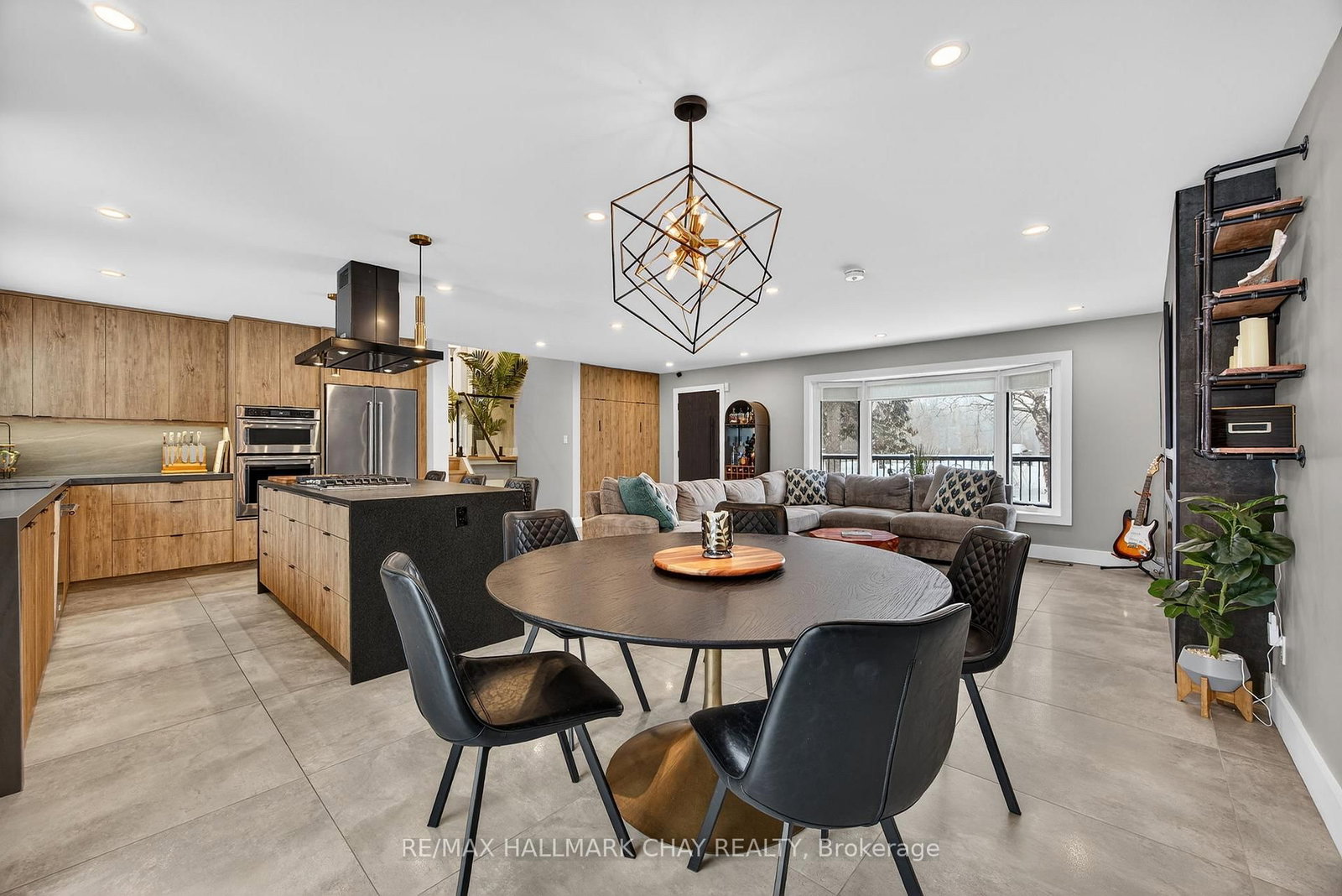 1386 Gilford Road • Innisfil, ON photo 9