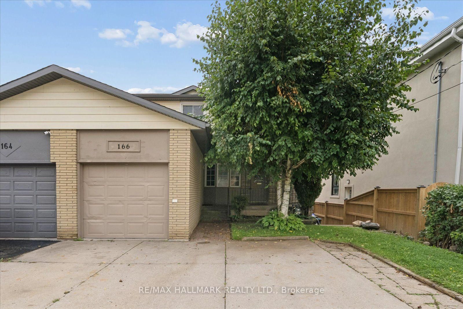 166 James Street • Bradford West Gwillimbury, ON photo 1