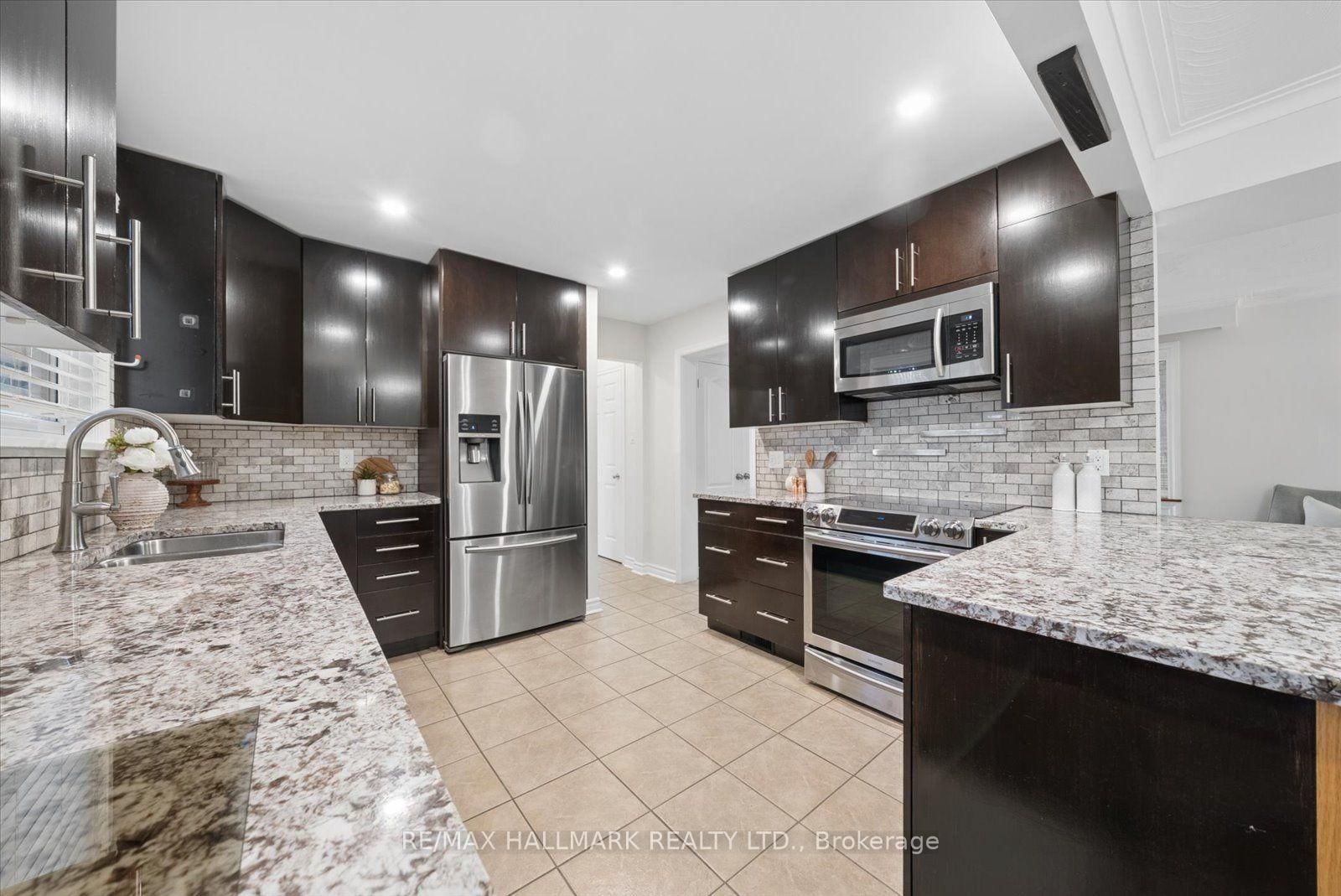 166 James Street • Bradford West Gwillimbury, ON photo 15