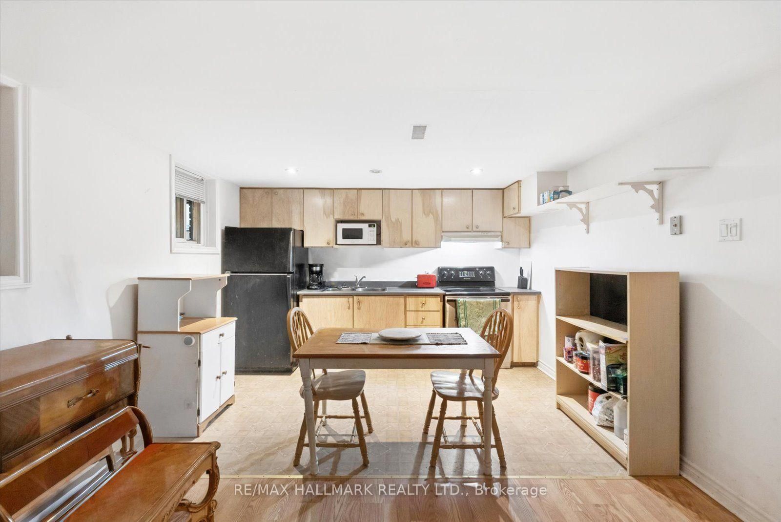 166 James Street • Bradford West Gwillimbury, ON photo 31