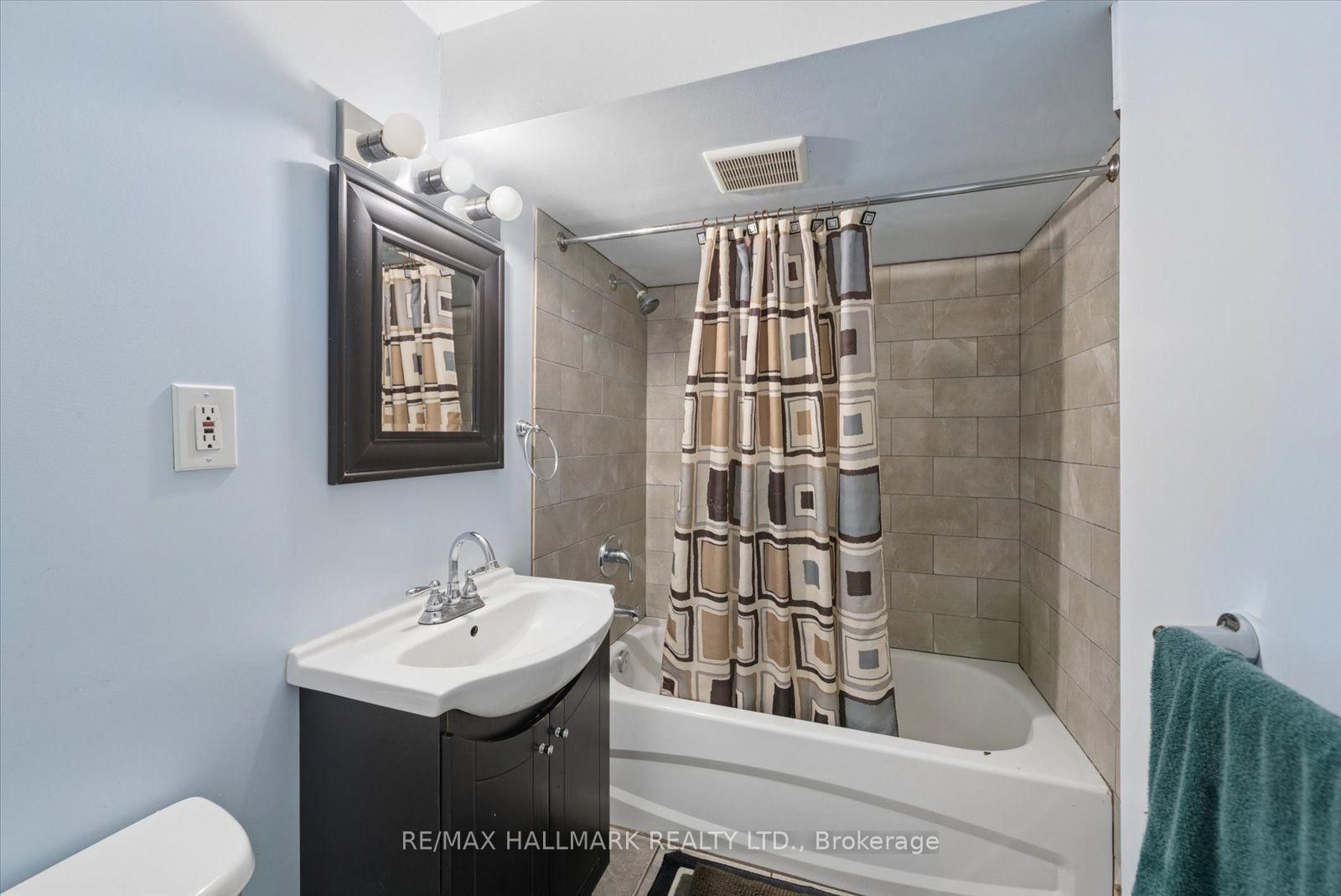 166 James Street • Bradford West Gwillimbury, ON photo 36