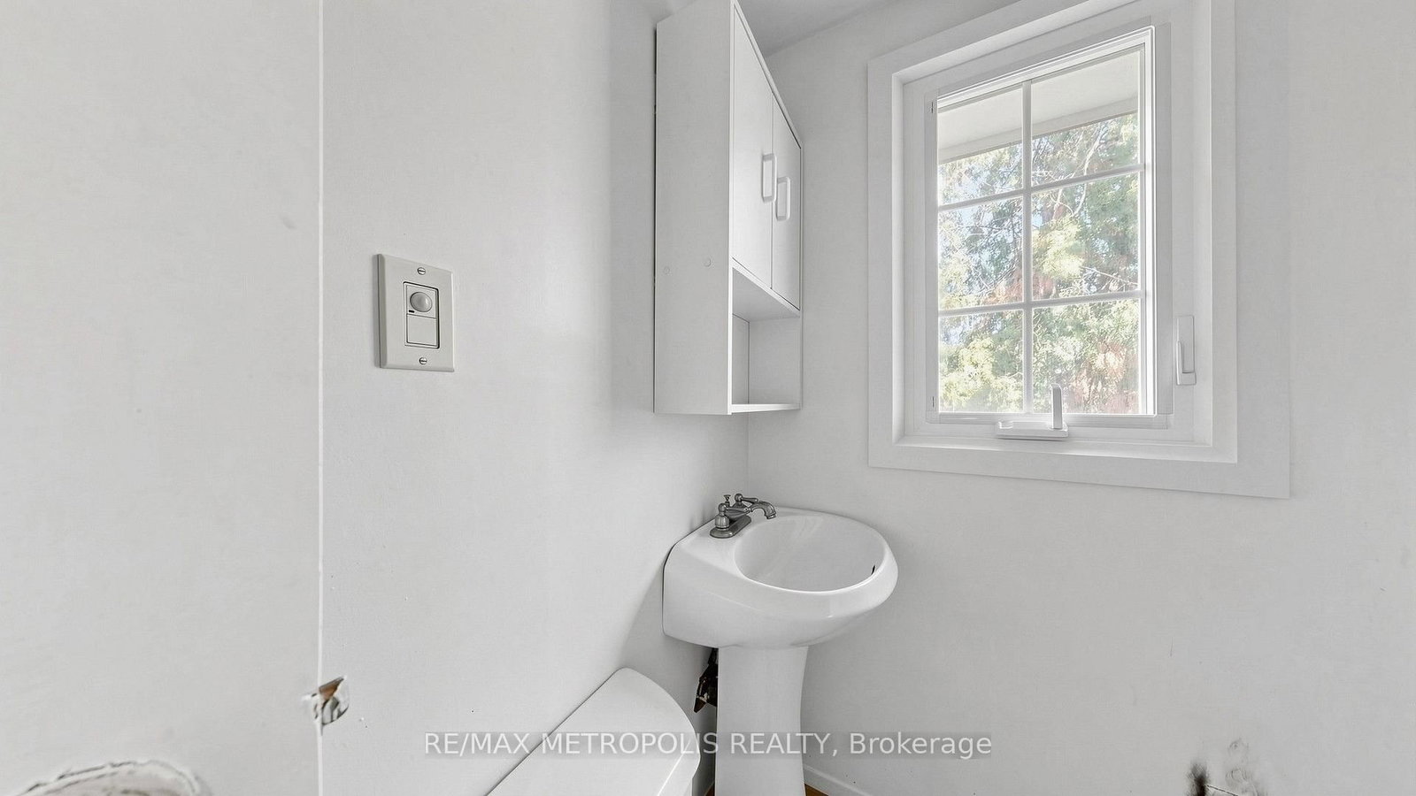 1051 Goshen Road • Innisfil, ON photo 28
