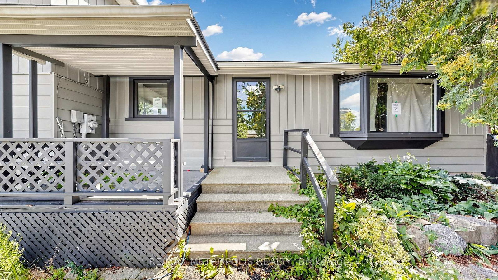 1051 Goshen Road • Innisfil, ON photo 4