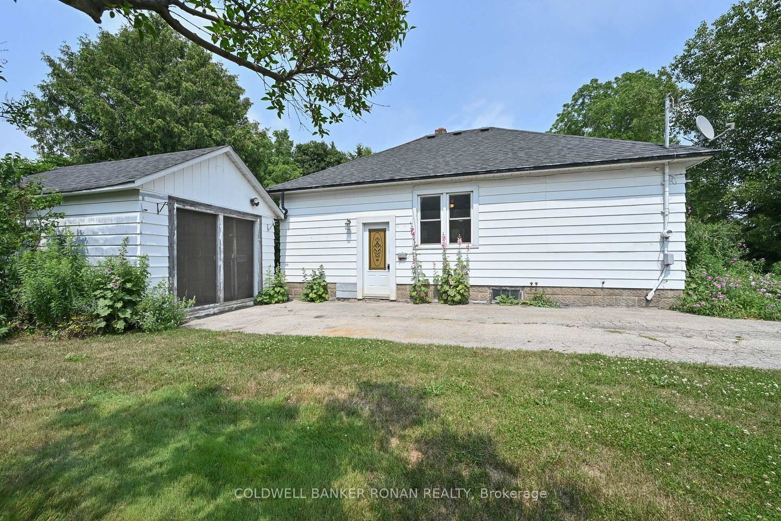 144 Church Street • King, ON photo 3