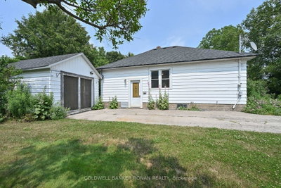 144 Church Street • King, ON photo 3