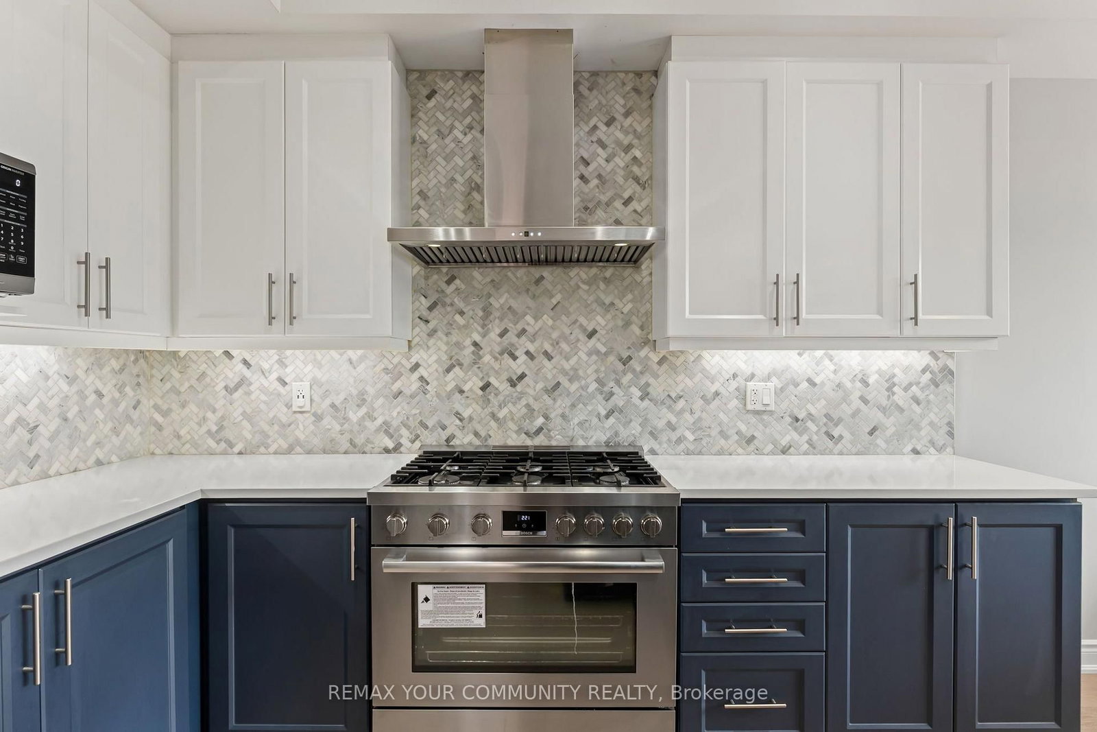 99 Walker Boulevard • New Tecumseth, ON photo 11