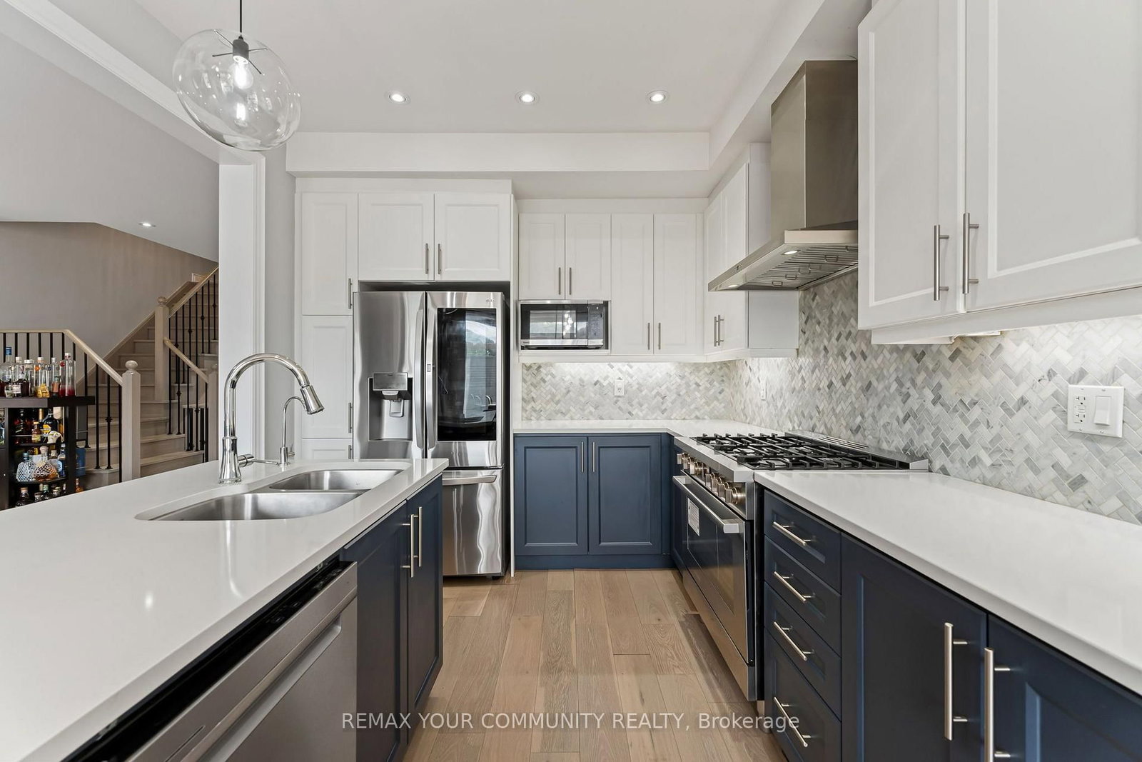 99 Walker Boulevard • New Tecumseth, ON photo 12