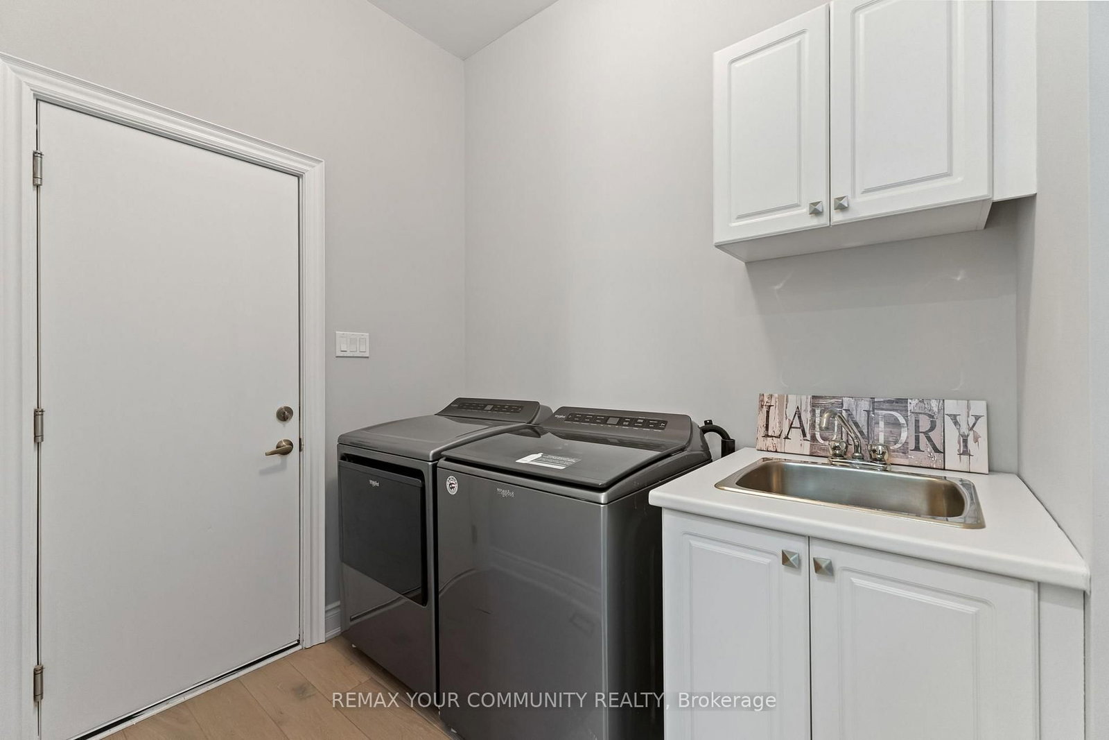 99 Walker Boulevard • New Tecumseth, ON photo 20