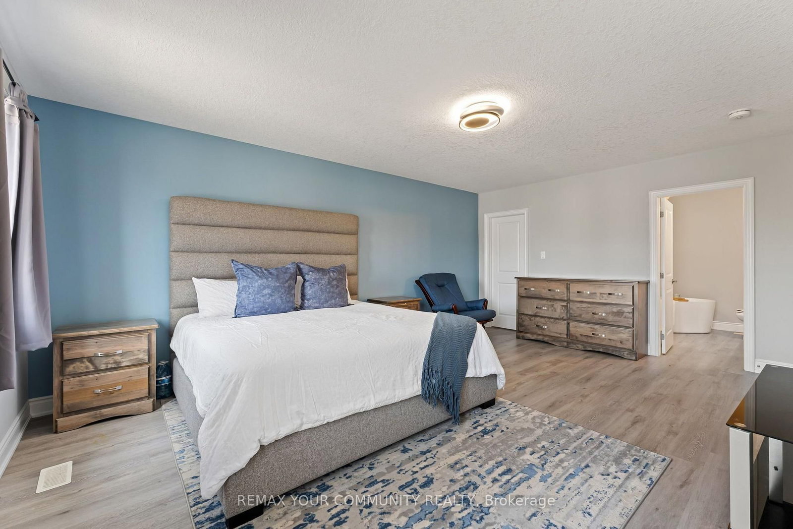 99 Walker Boulevard • New Tecumseth, ON photo 27