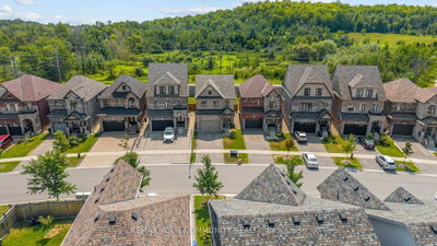 99 Walker Boulevard • New Tecumseth, ON photo 3